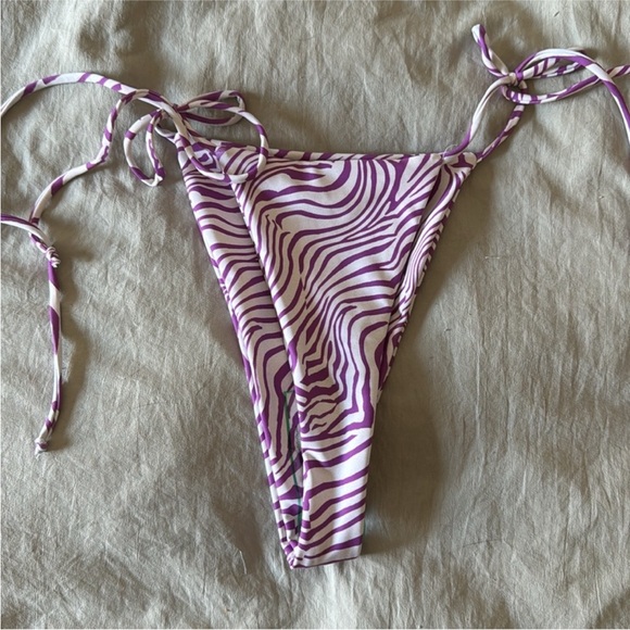 Skatie swimsuit set - Picture 4 of 4